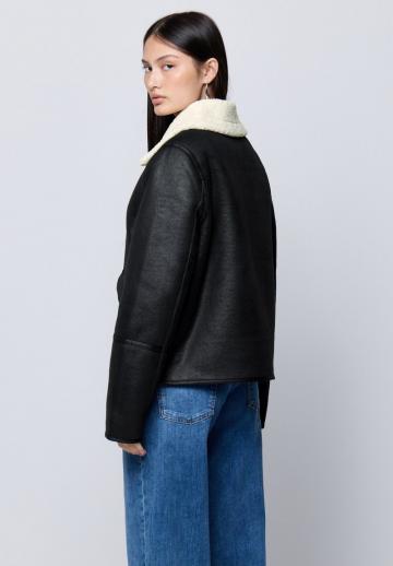Кожаная куртка