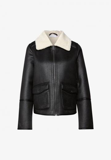 Кожаная куртка