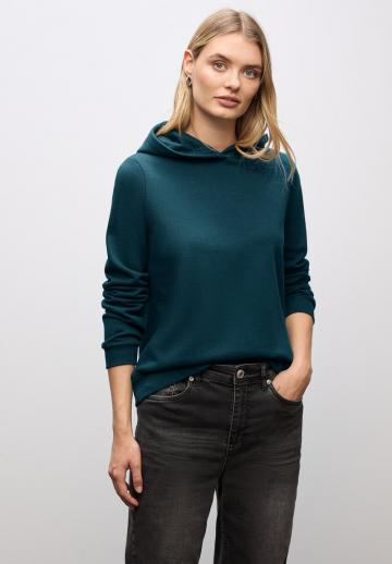 Пуловер с капюшоном