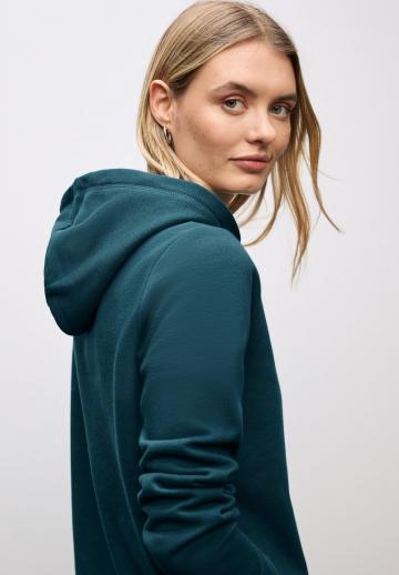 Пуловер с капюшоном