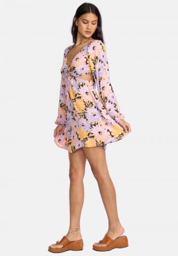 Короткое платье