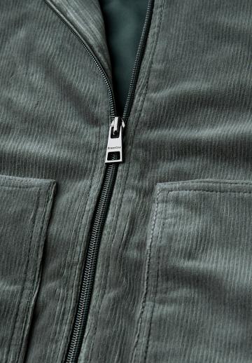 Вельветовая куртка