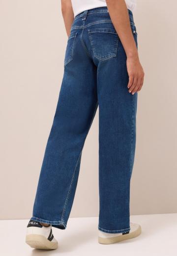Свободные джинсы