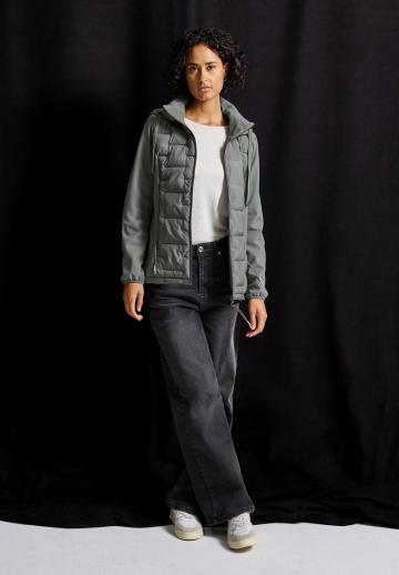 Зимняя куртка