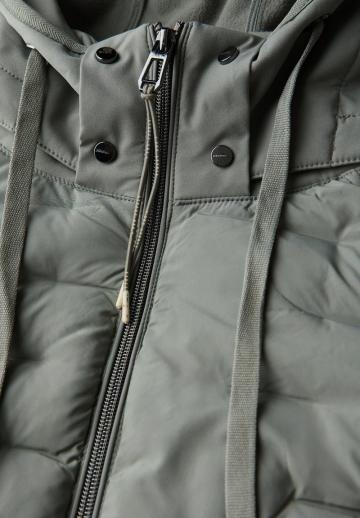 Зимняя куртка