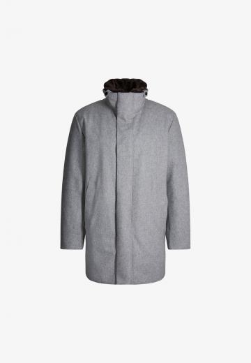 Короткое пальто