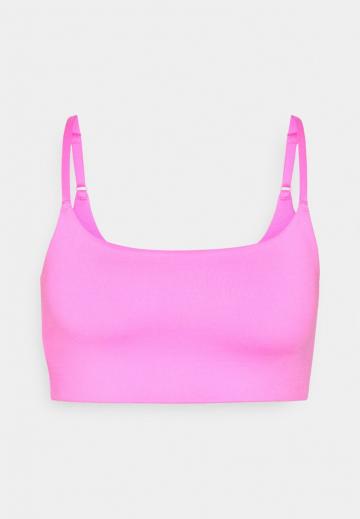 Спортивный бюстгальтер