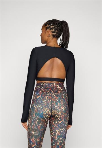 Спортивная майка