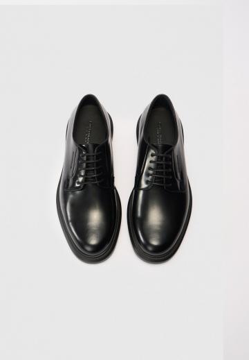 Ботинки на шнуровке