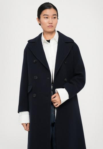 Шерстяное пальто