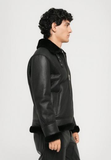 Кожаная куртка