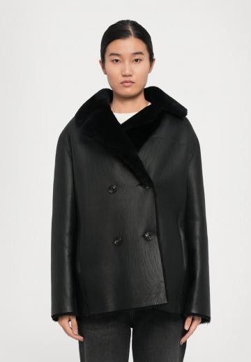 Кожаное пальто