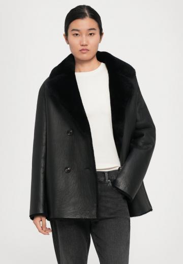 Кожаное пальто