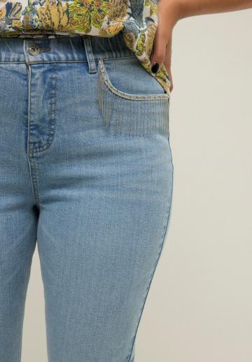 Короткие джинсы