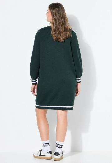 Вязаное платье