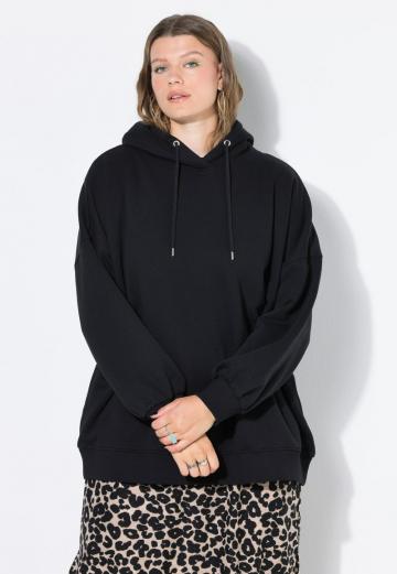 Пуловер с капюшоном