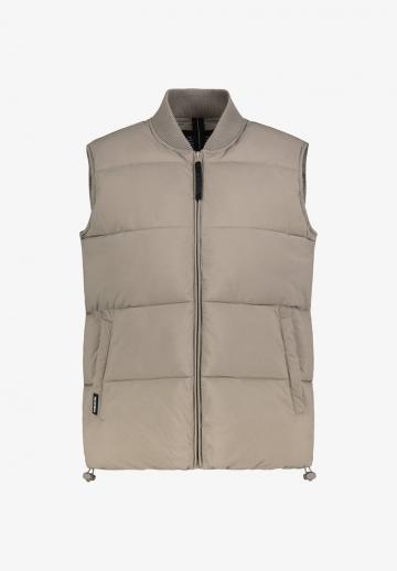 Стеганый жилет