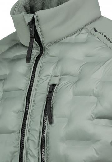 Зимняя куртка