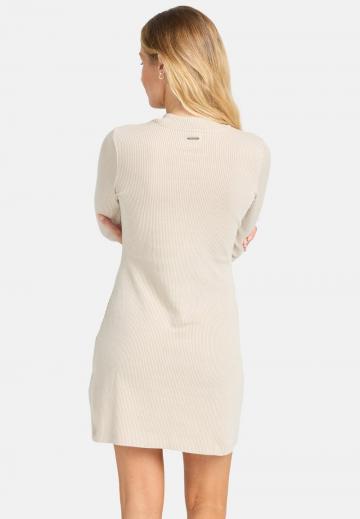 Вязаное платье
