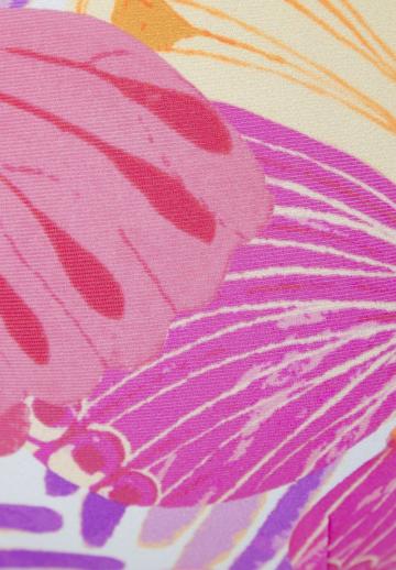 Треугольное бикини