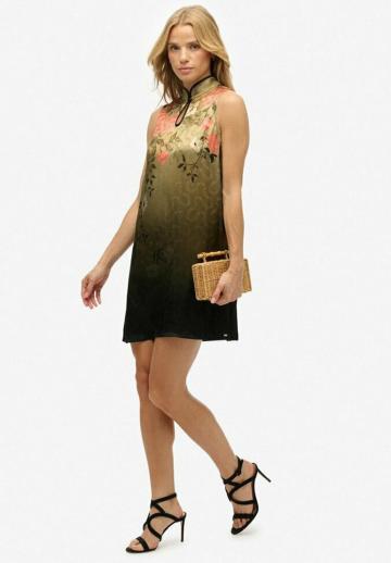 Короткое платье