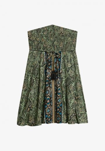 Платье без бретелек