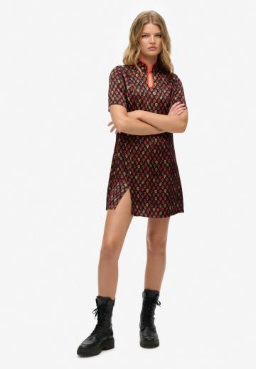 Короткое платье