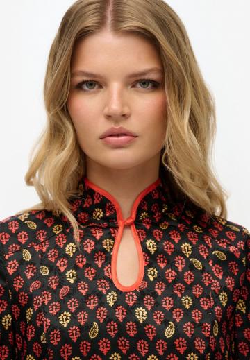 Короткое платье