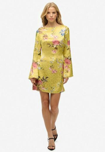 Короткое платье