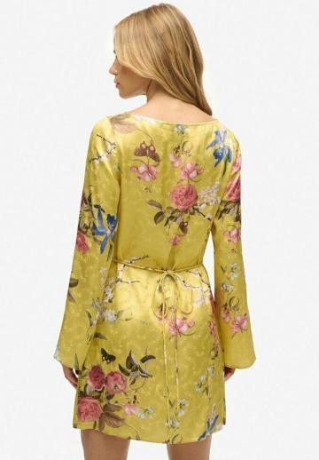 Короткое платье