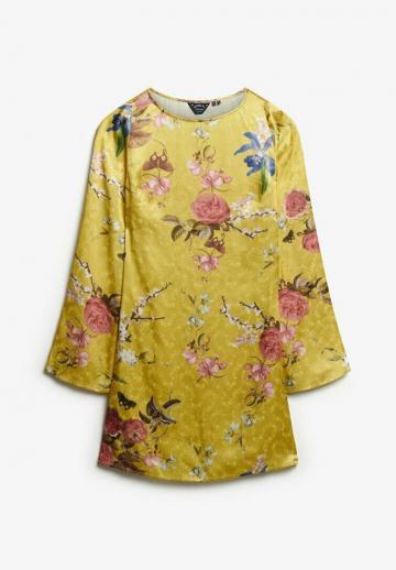 Короткое платье