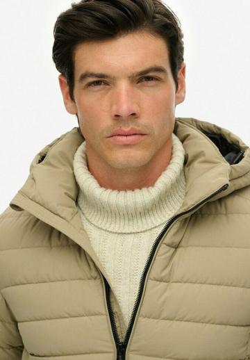 Зимняя куртка