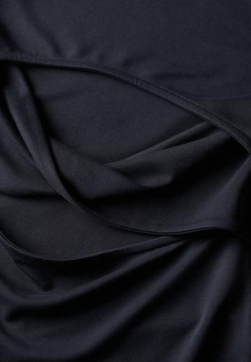 Платье футляр