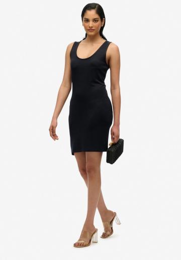 Короткое платье