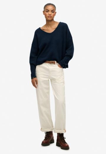 Пуловер с вырезом V