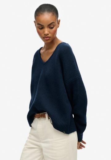 Пуловер с вырезом V
