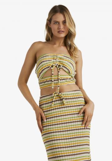 Топ без бретелек