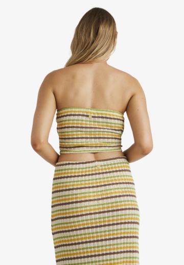 Топ без бретелек