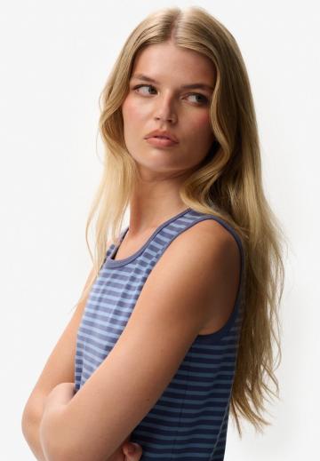 Топ на бретельках