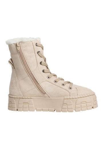 Ботинки на шнуровке