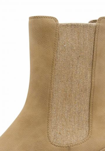 Полусапожки на платформе