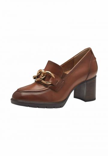 Туфли с высоким носом