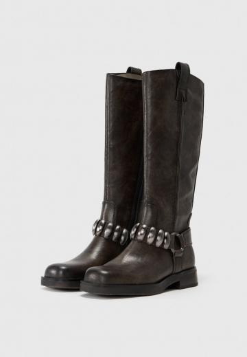 Ковбойские сапоги