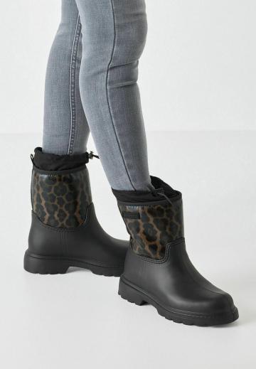 Резиновые сапоги