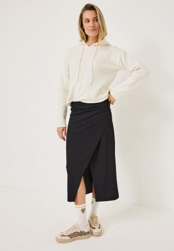 Пуловер с капюшоном