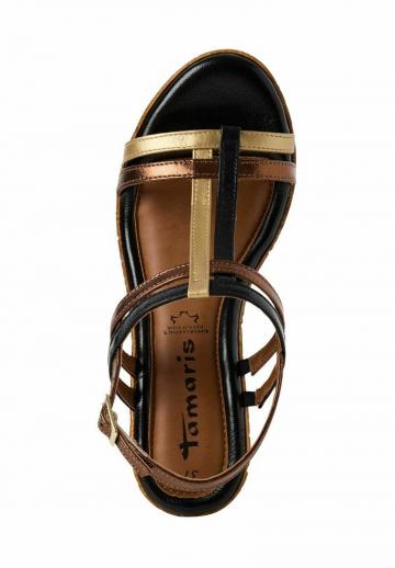 Босоножки на танкетке