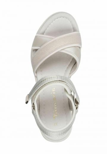 Босоножки на танкетке