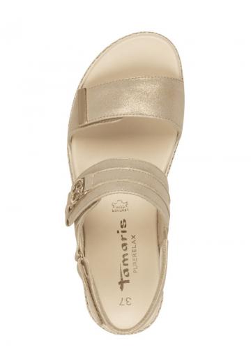 Босоножки на танкетке