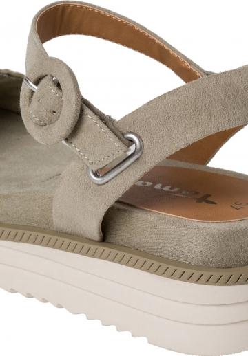 Босоножки на танкетке