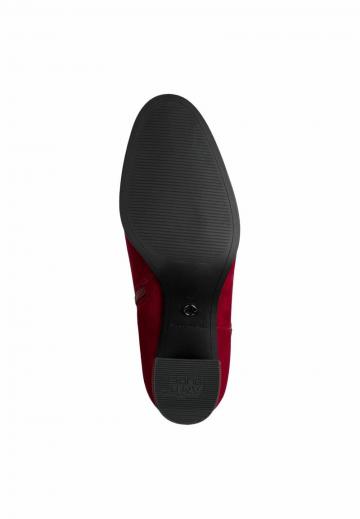 Сапожки на танкетке